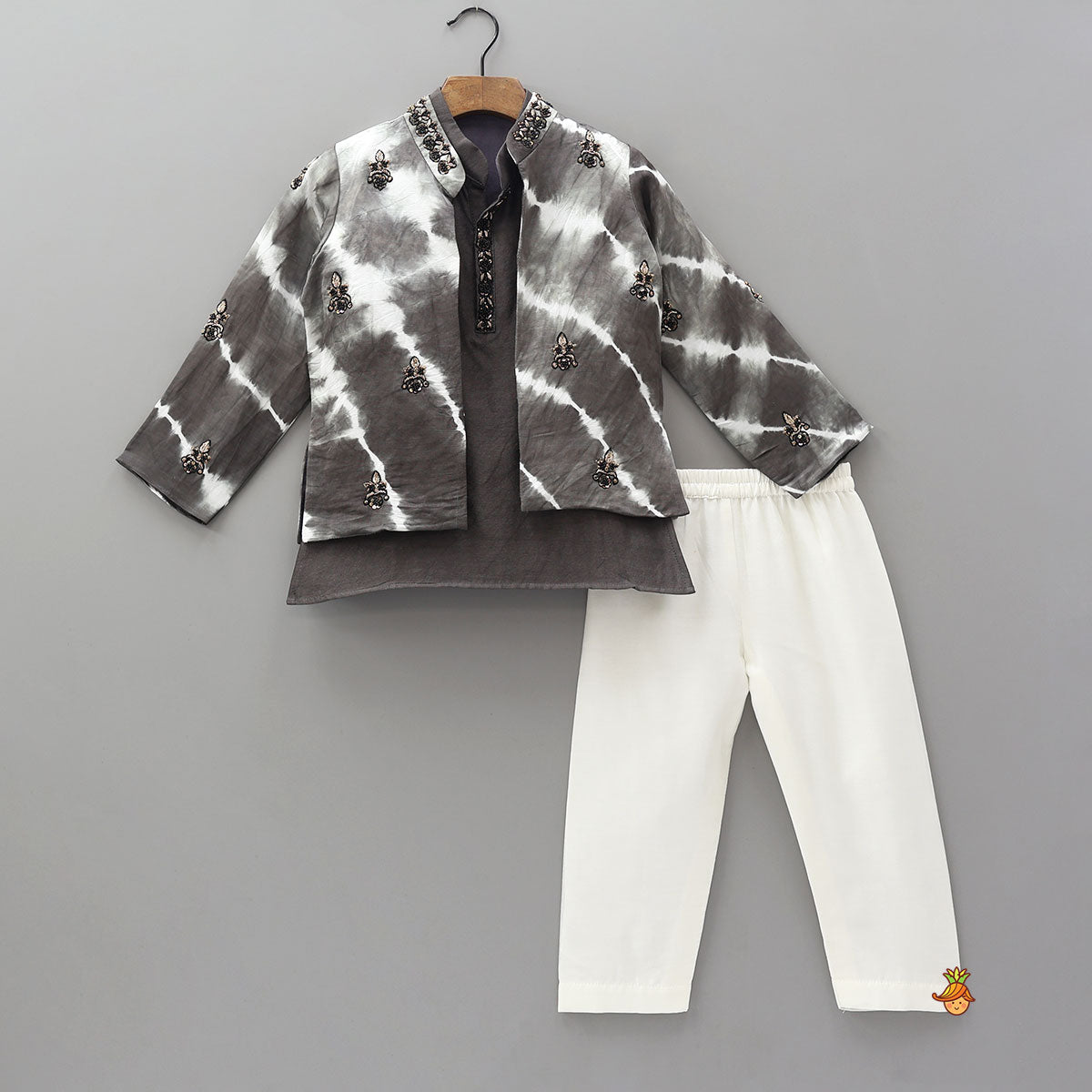 Pre Order: Kurta With Tie Dye Printed Jacket And Pyjama
