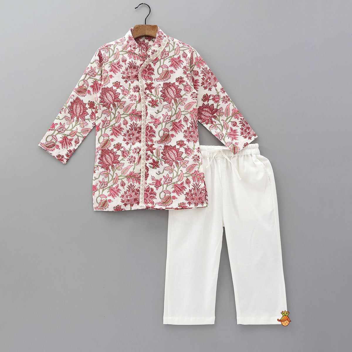 Pre Order: Hand Block Floral Printed Front Open Kurta And Pyjama