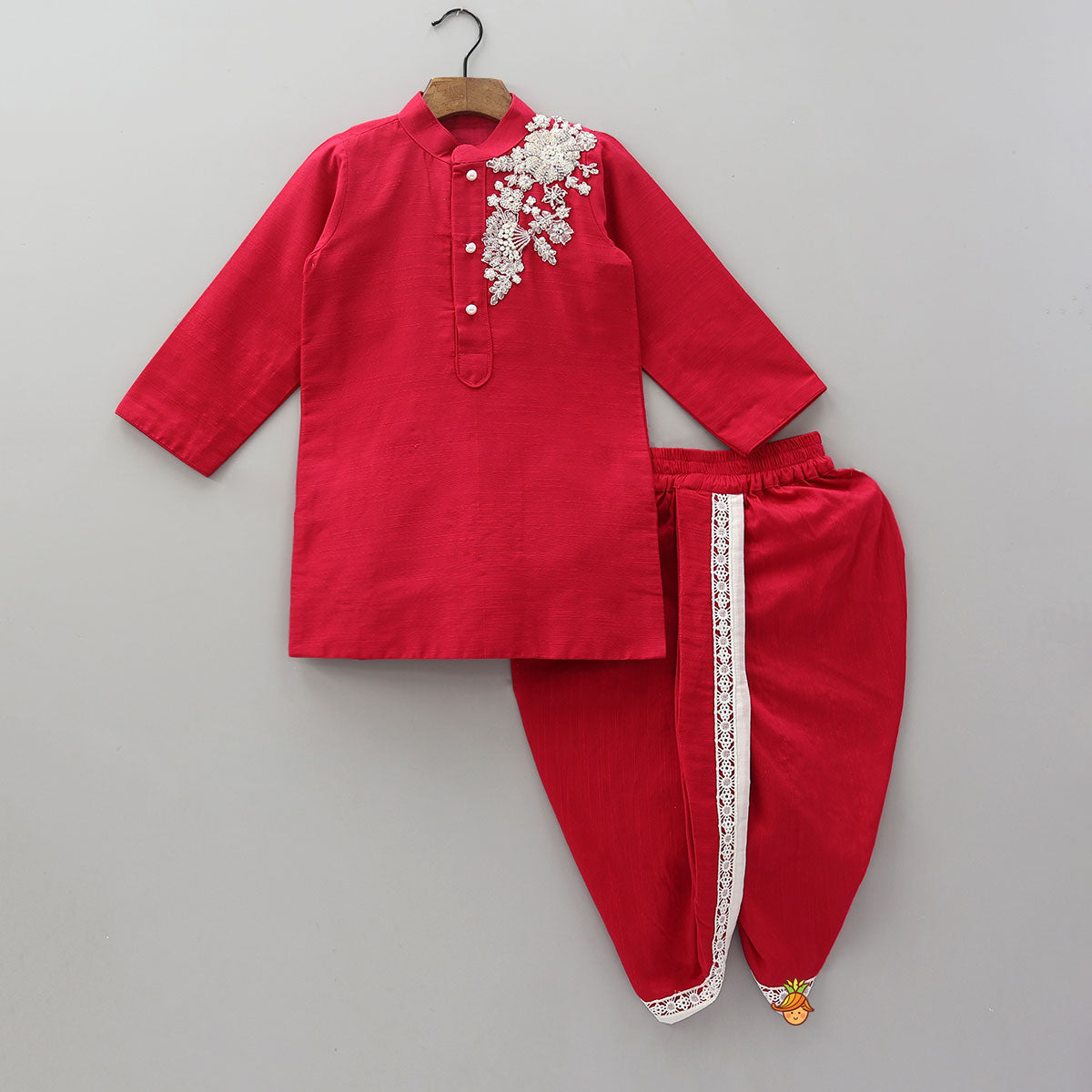 Pre Order: Intricately Embroidered Kurta And Dhoti
