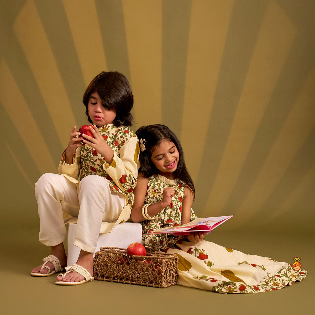 Triple Layered Printed Top And Lehenga twinning model image 3