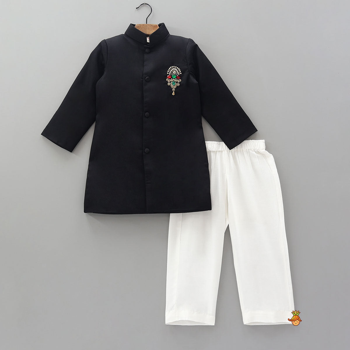 Pre Order: Elegant Front Open Sherwani And Pyjama
