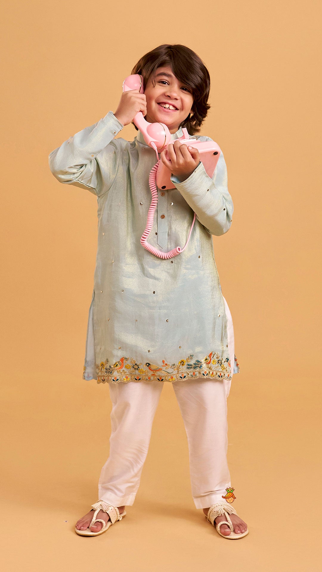 Pre Order: Vibrant Birds Embroidered Buti Detailed Kurta With Pyjama