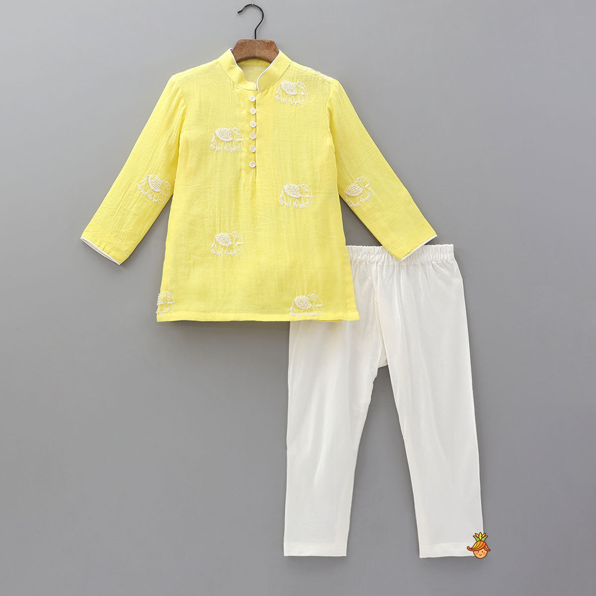 Animal Motif Embroidered Ethnic Kurta And Pyjama