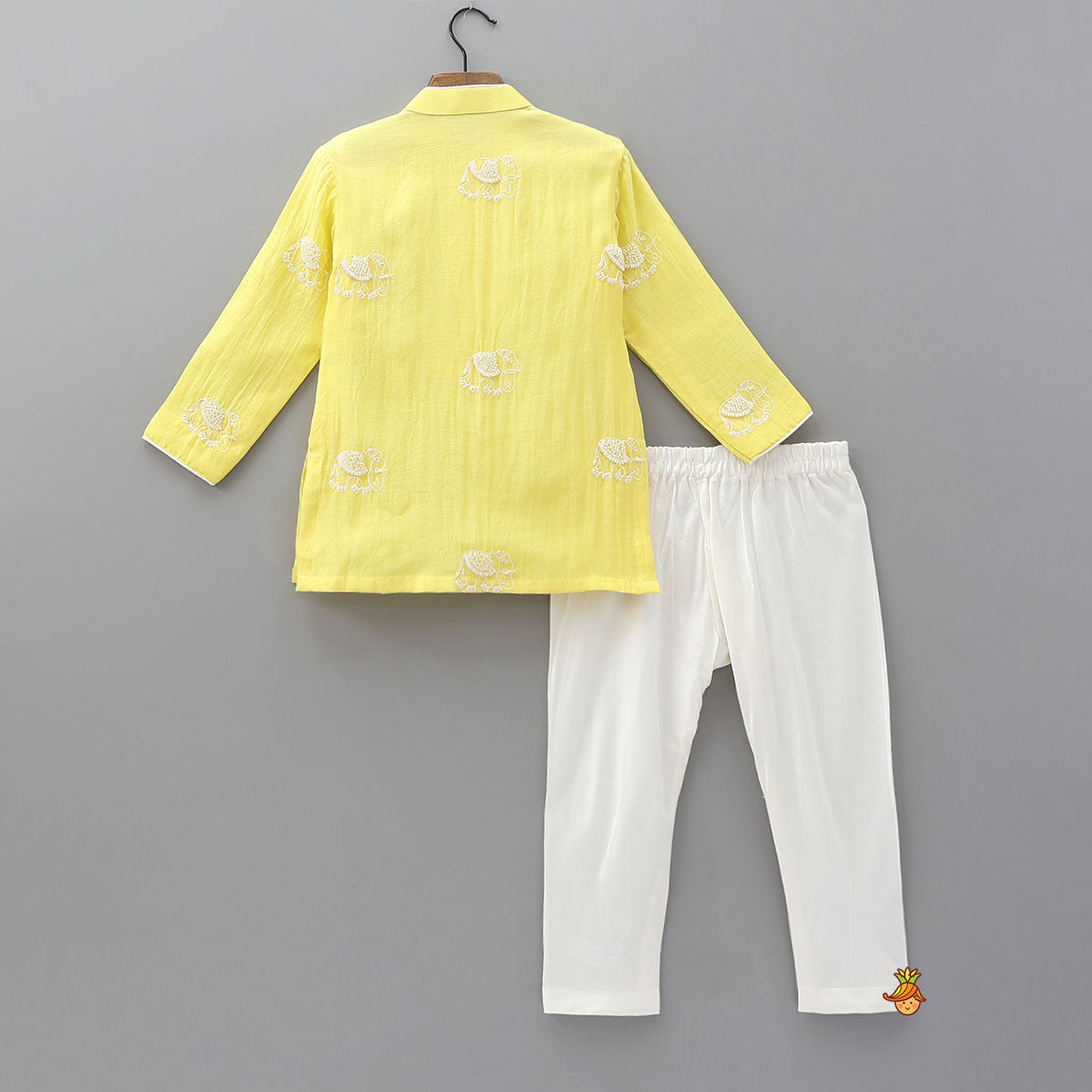 Animal Motif Embroidered Ethnic Kurta And Pyjama