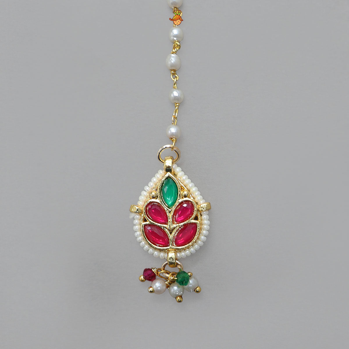 Adorable Leaf Maang Tikka