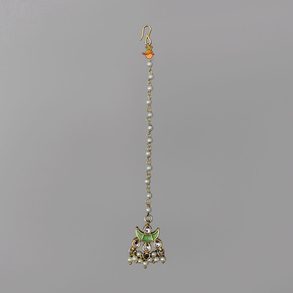 Exquisite Hand Harness Bracelet And Maang Tikka