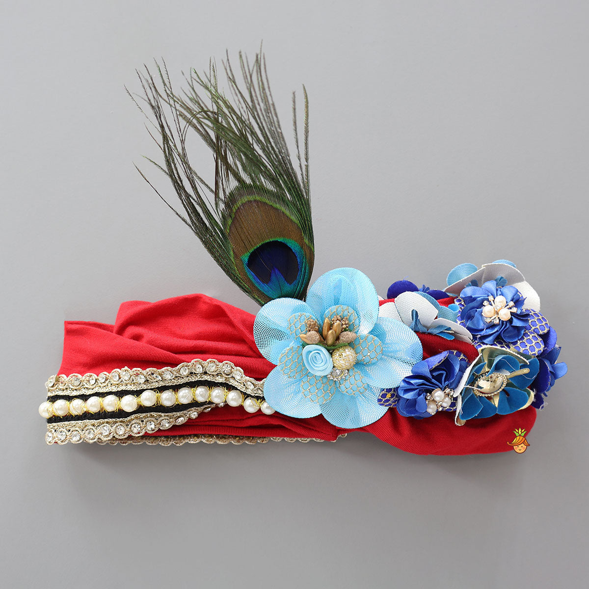 Flower-Embellished Elegant Headband With Mor Pankh Detailing