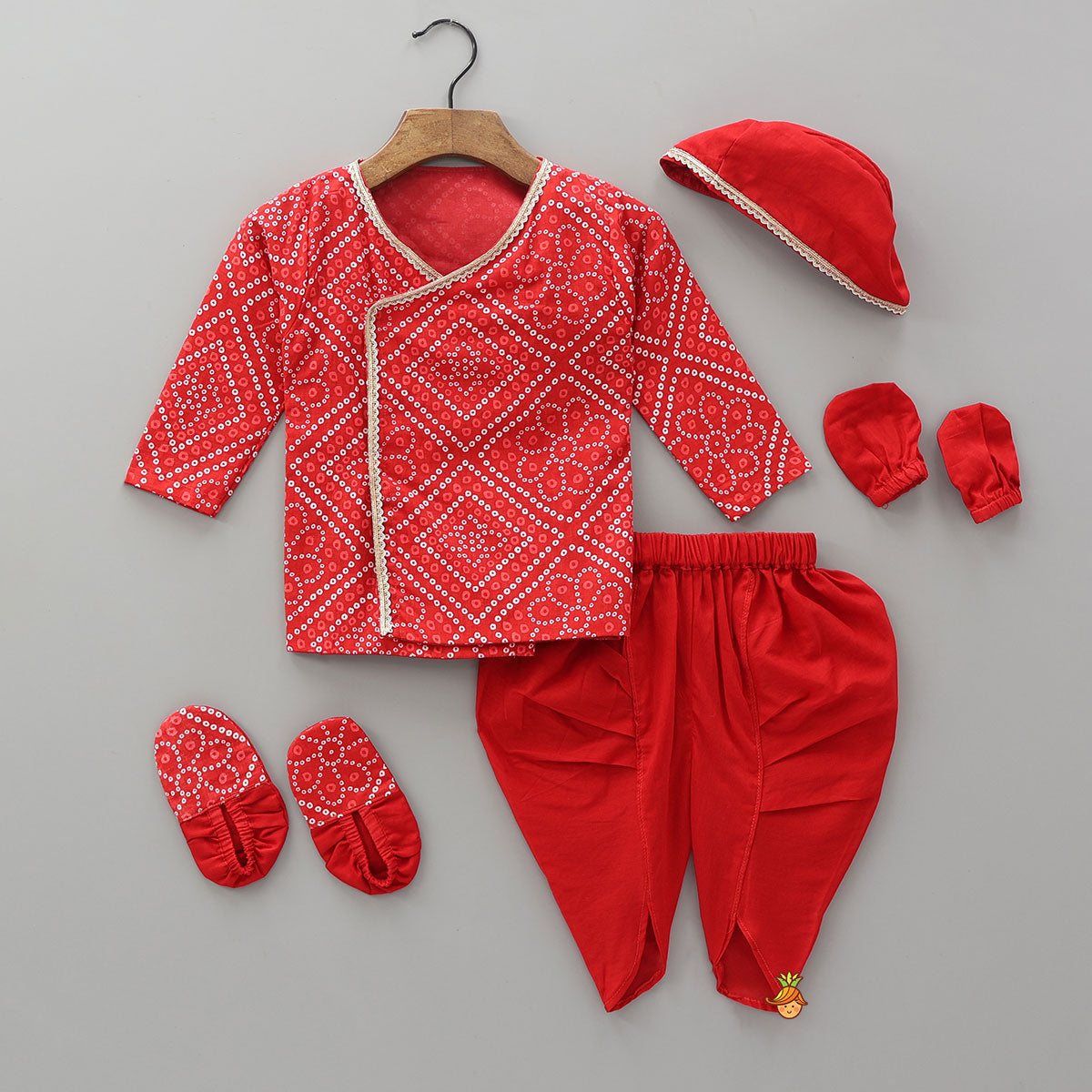 Pre Order: Bandhani Printed Jamna Set With Booties Mittens And Cap