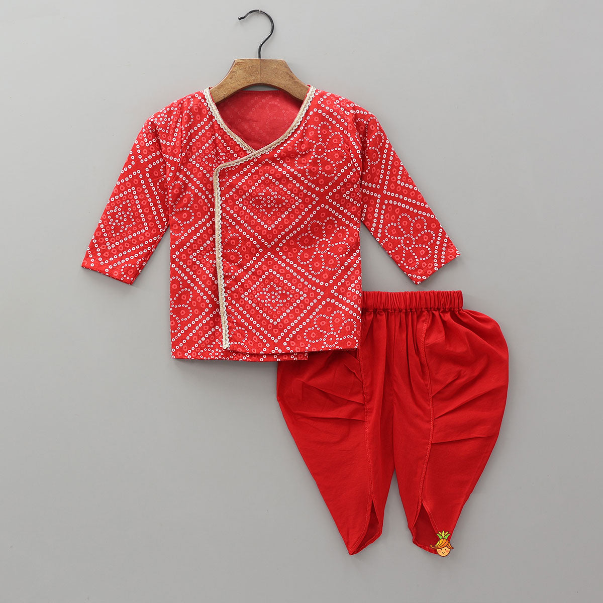 Pre Order: Bandhani Printed Jamna Set With Booties Mittens And Cap