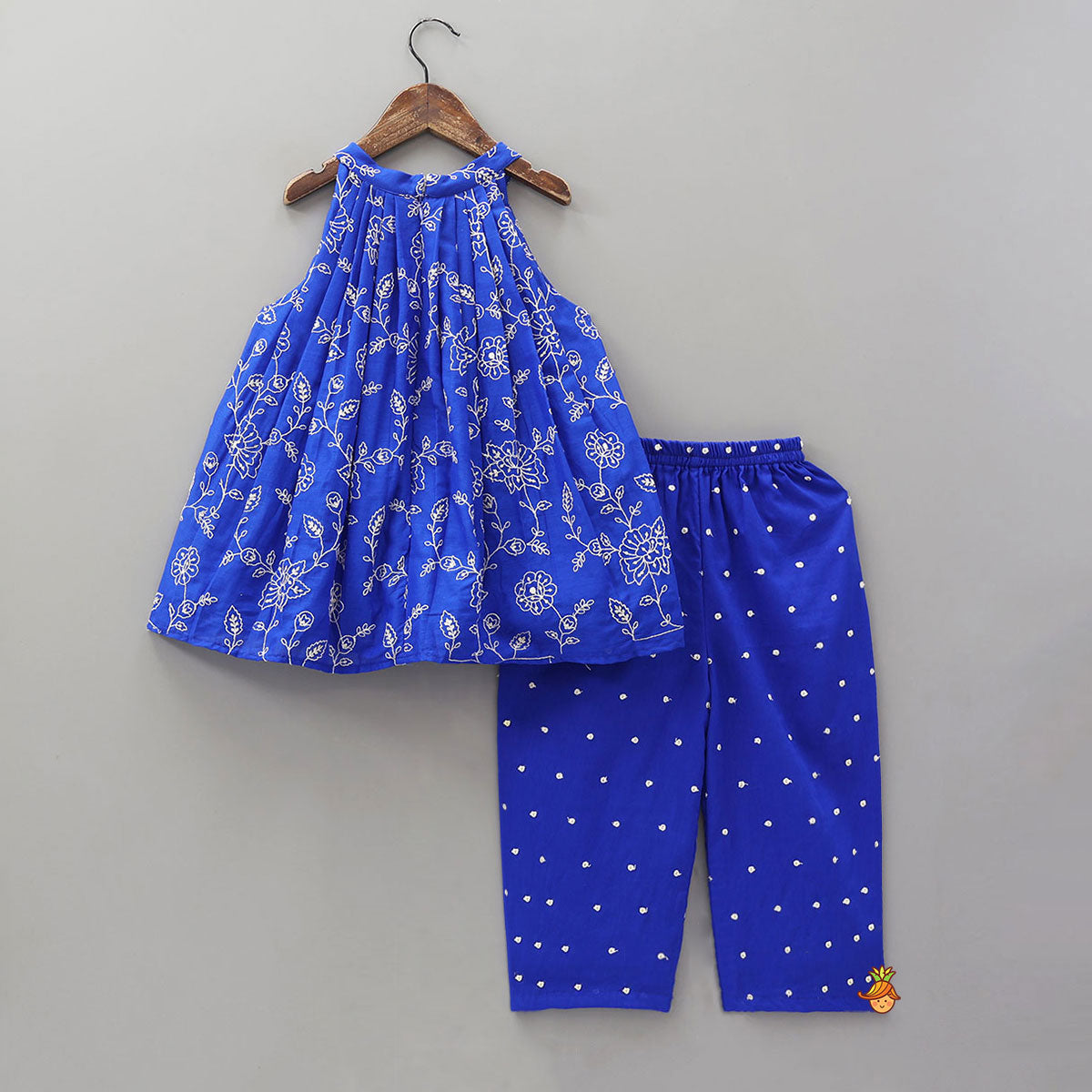 Pre Order: Thread Embroidered Flared Kurti And Pant