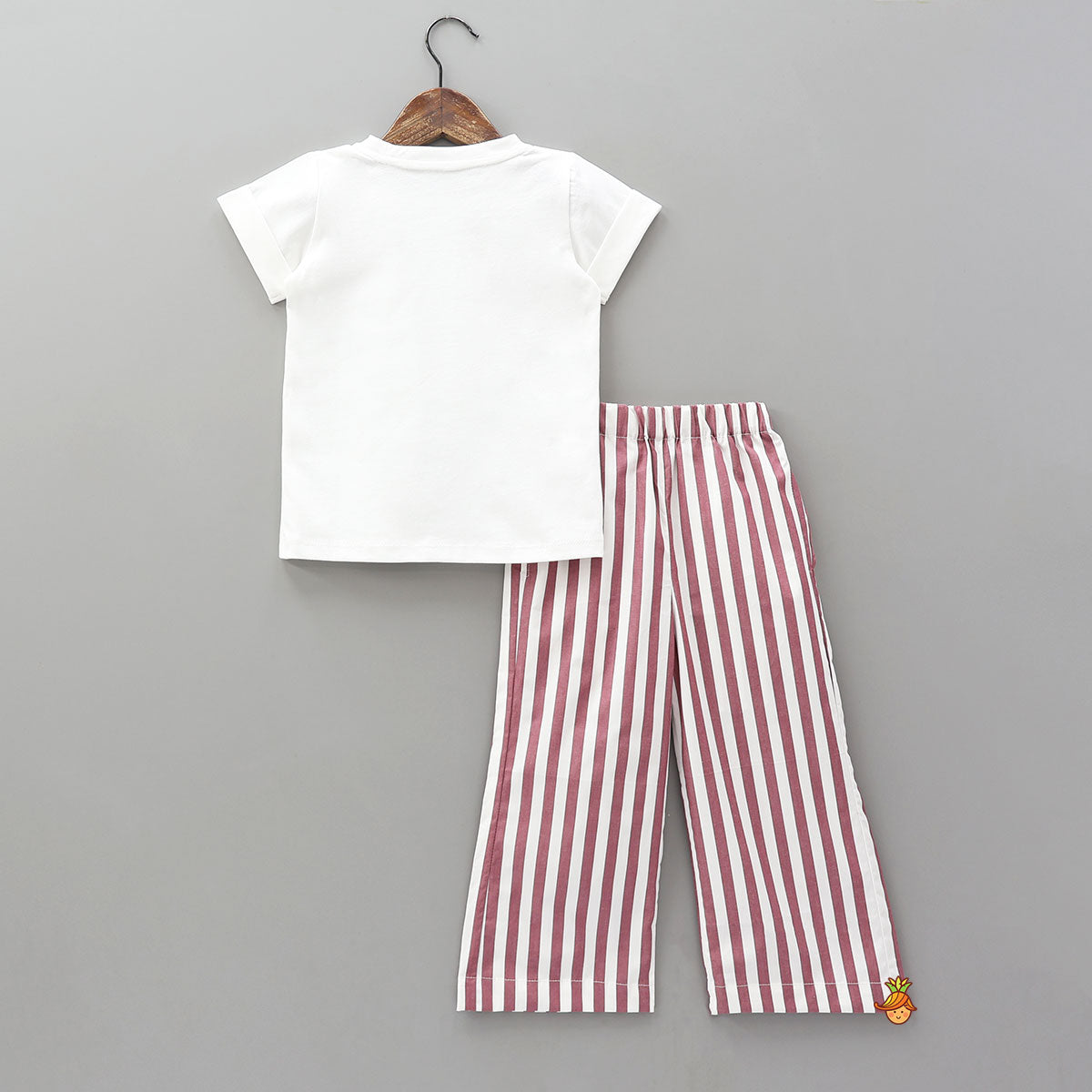Card Print Sleepwear With Matching Tote Bag