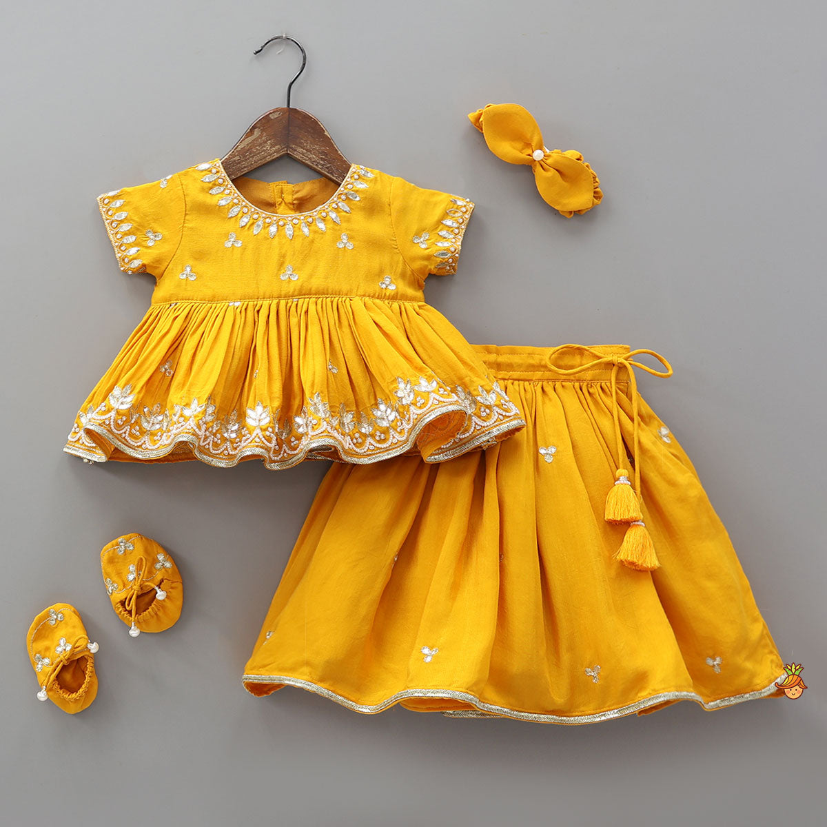 Pre Order: Hand Embroidered Gota Work Jamna Set With Matching Booties And Headband