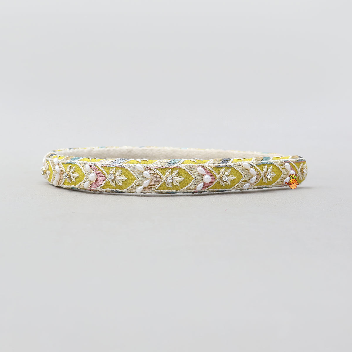 Decorative Thread Embroidered Elegant Hairband