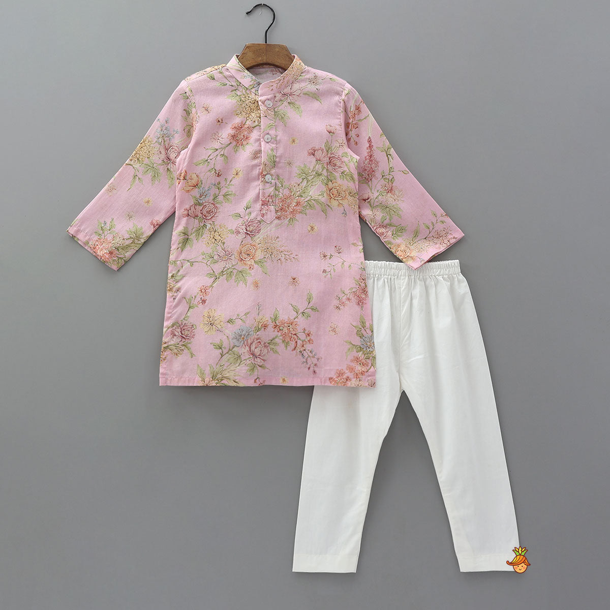 Pre Order: Floral Printed Elegant Kurta With Matching Jacket And Pyjama