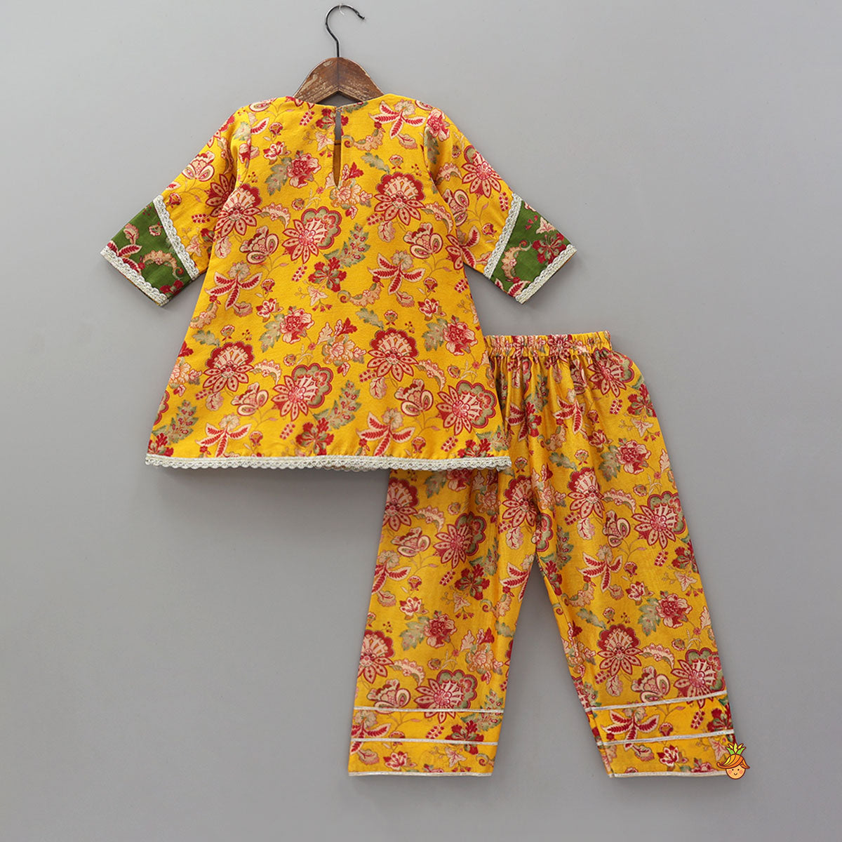 Pre Order: Floral Printed A-Line Kurti And Palazzo