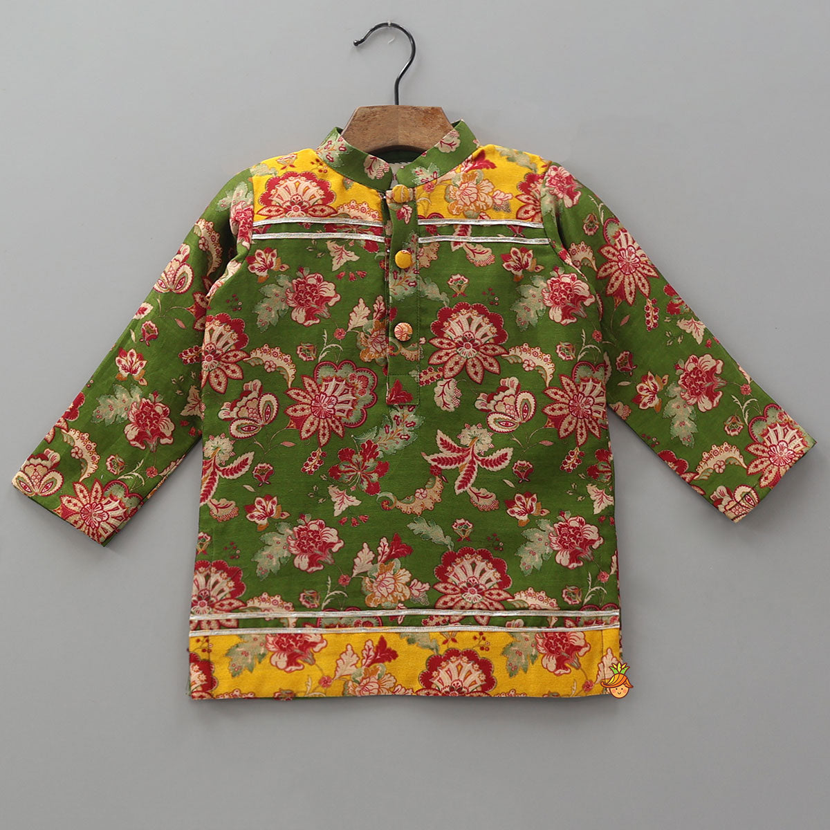 Pre Order: Contrast Yoke Detailed Floral Printed Kurta With Pyjama