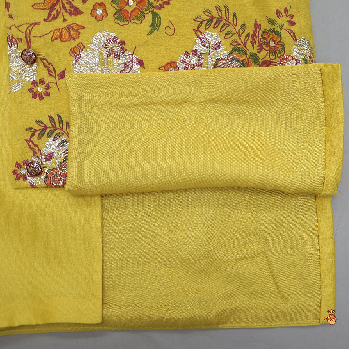 Pre Order: Layered Asymmetric Floral Printed Kurta With Pyjama