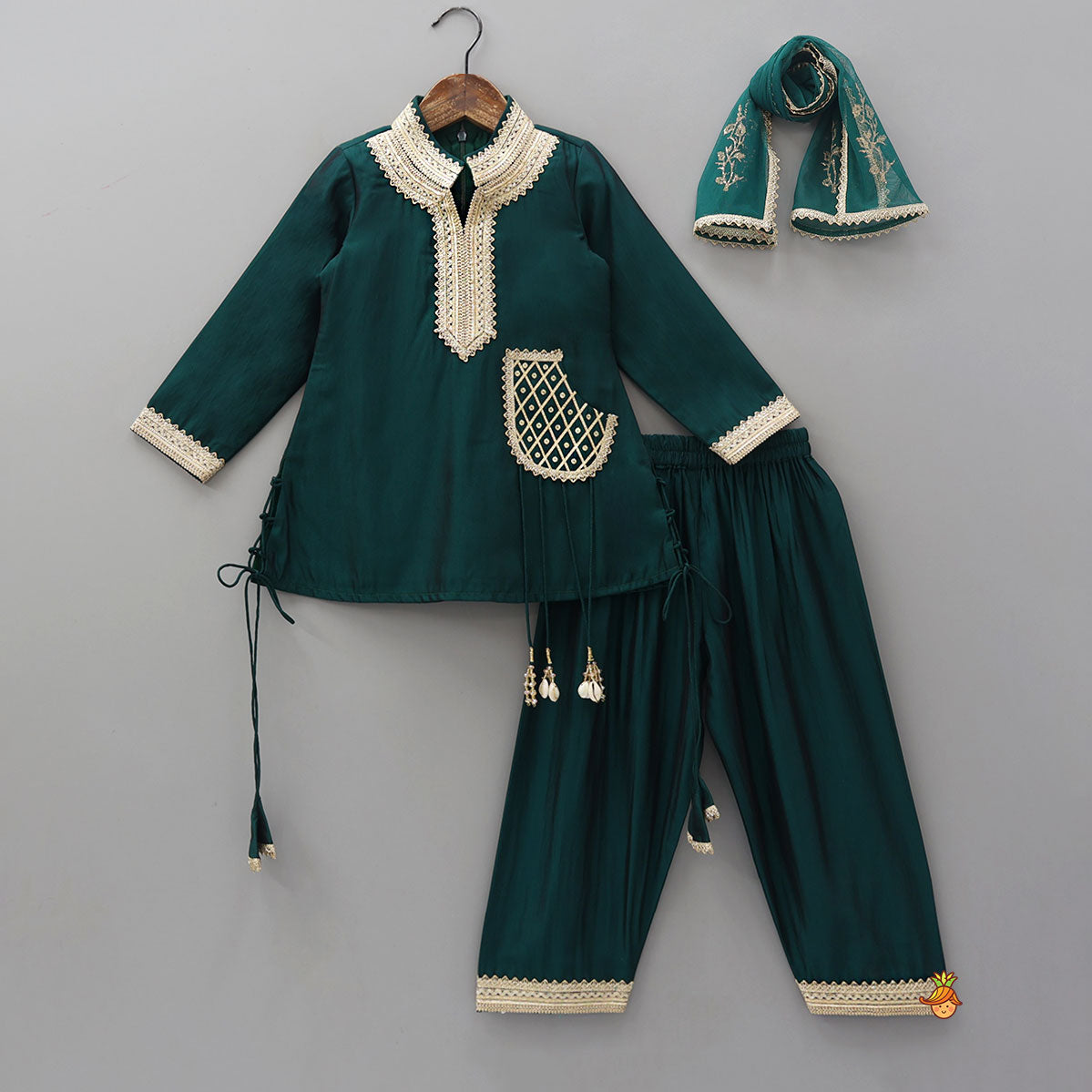 Pre Order: Elegant Lace Detailed Kurta With Farshi Salwar And Dupatta