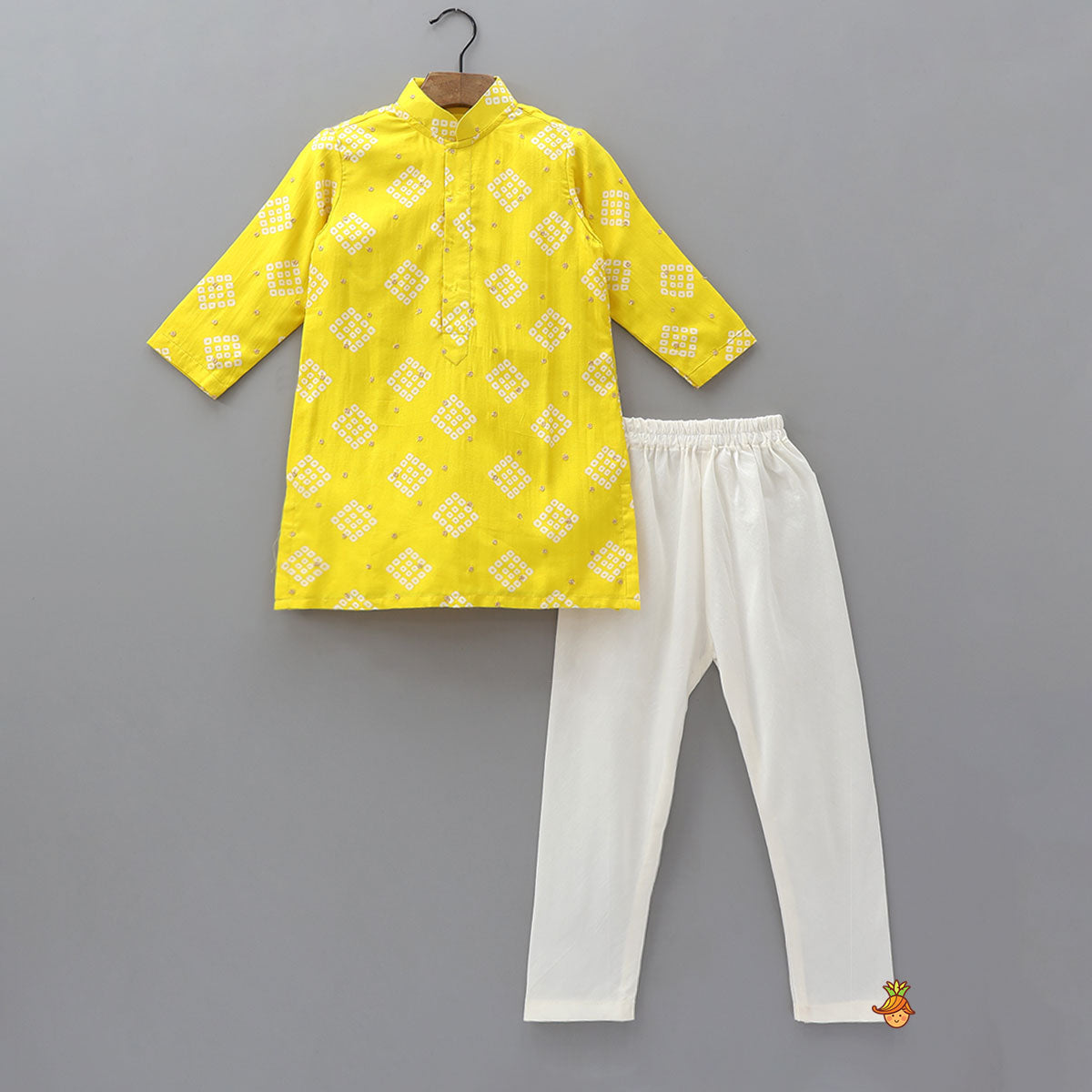 Pre Order: Bandhani Print Kurta With Floral Applique Jacket And Churidar