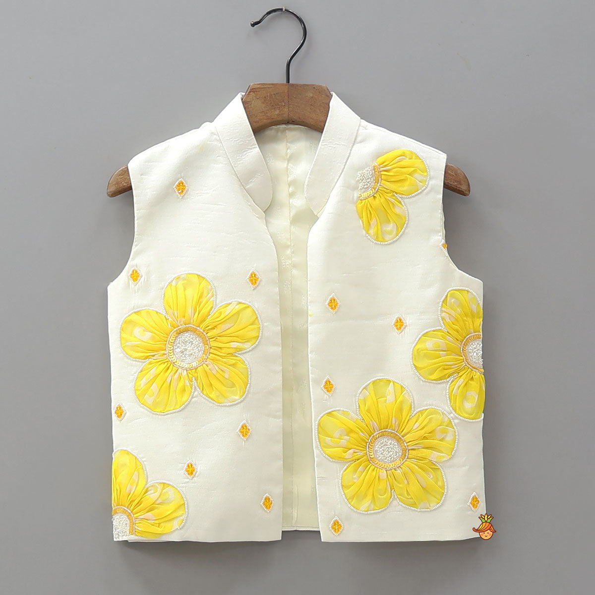 Pre Order: Bandhani Print Kurta With Floral Applique Jacket And Churidar