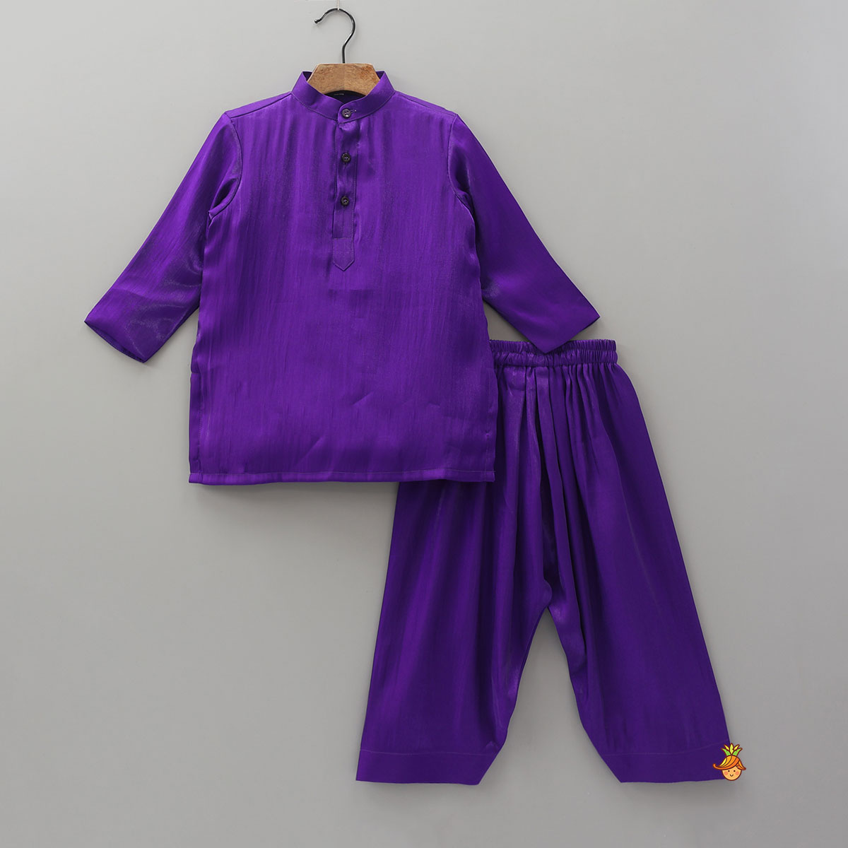 Pre Order: Shimmery Kurta With Leaf Print Jacket And Salwar