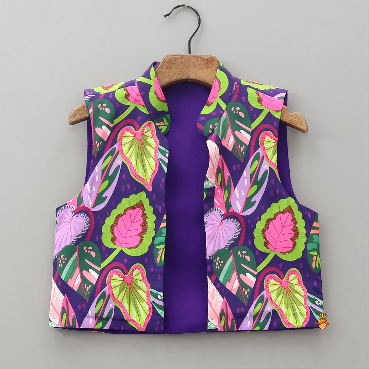 Pre Order: Shimmery Kurta With Leaf Print Jacket And Salwar