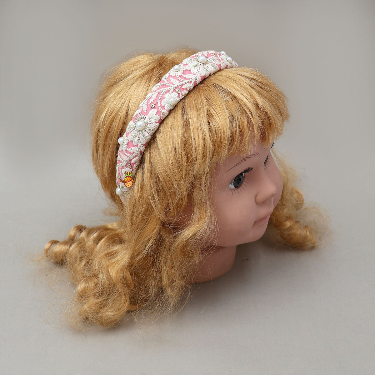 Decorative Thread Embroidered Elegant Hairband