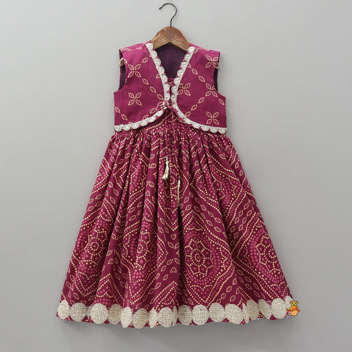 Pre Order: Bandhani Printed Gota Lace Detailed Kurti With Jacket