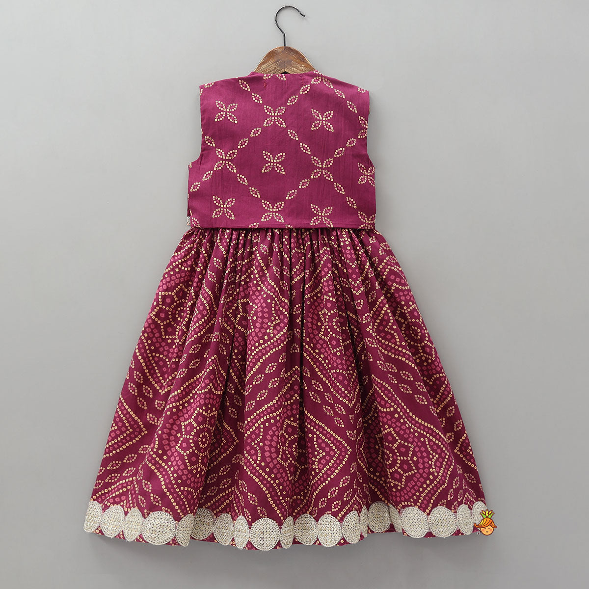 Pre Order: Bandhani Printed Gota Lace Detailed Kurti With Jacket