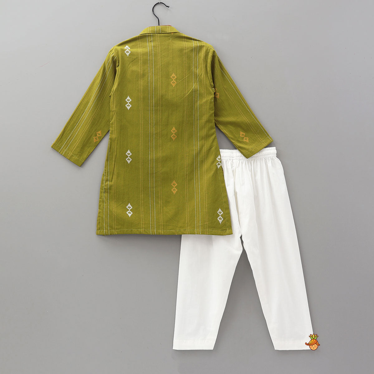 Pre Order: Printed Front Placket Kurta And Pyjama