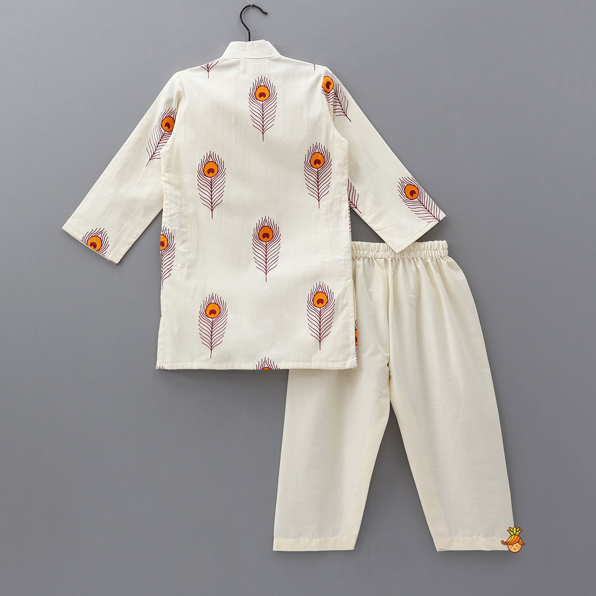 Pre Order: Mor Pankh Printed Kurta And Pyjama
