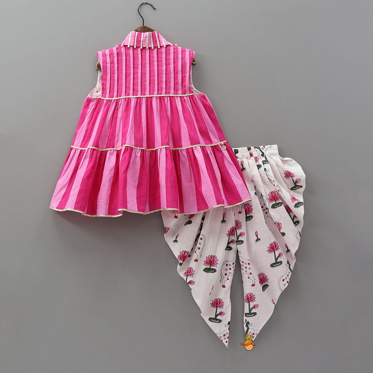 Pre Order: Stripe Printed Kurti With Floral Printed Dhoti And Potli Bag