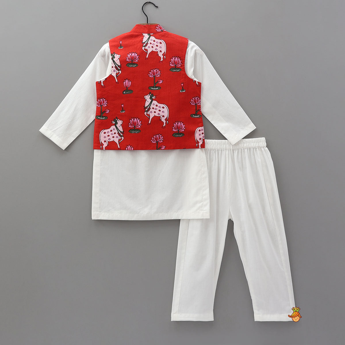 Pre Order: Kurta With Zari Work Jacket And Pyjama