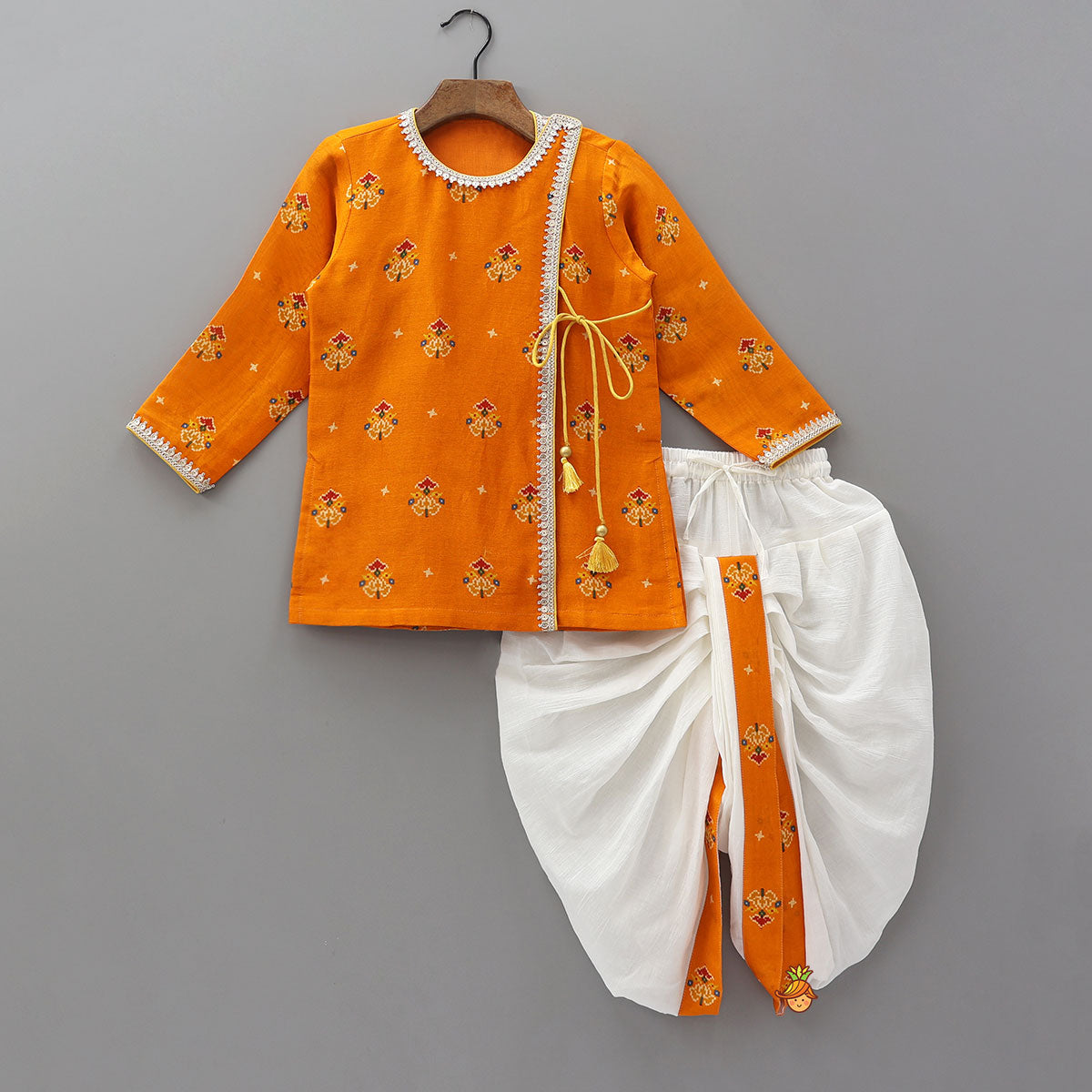Pre Order: Knot-Tie Kurta And Dhoti