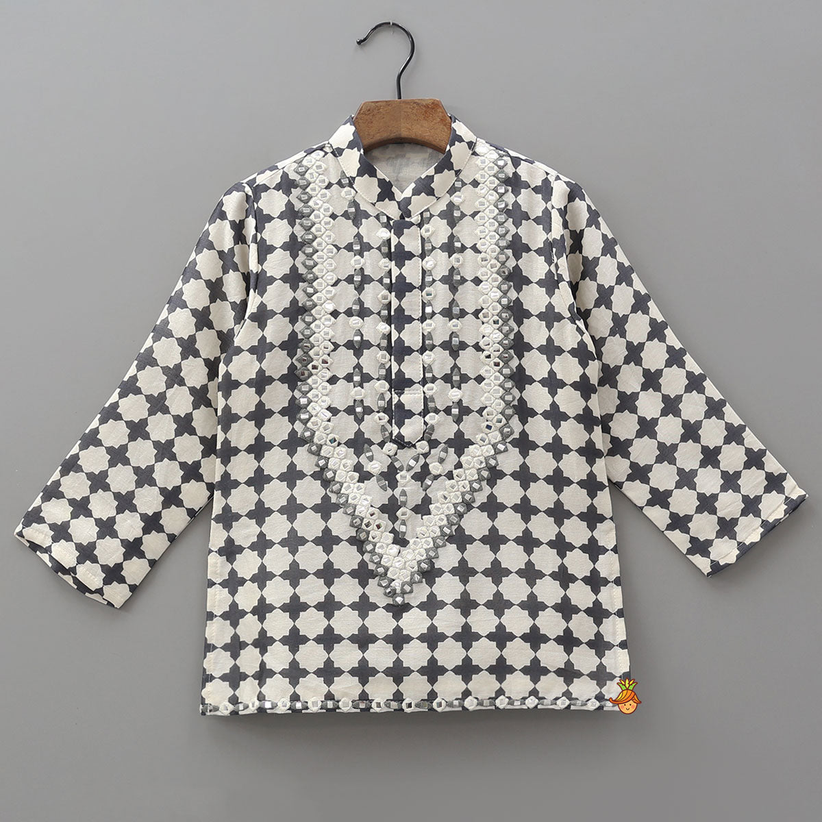 Pre Order: Faux Mirror Work Kurta And Pyjama