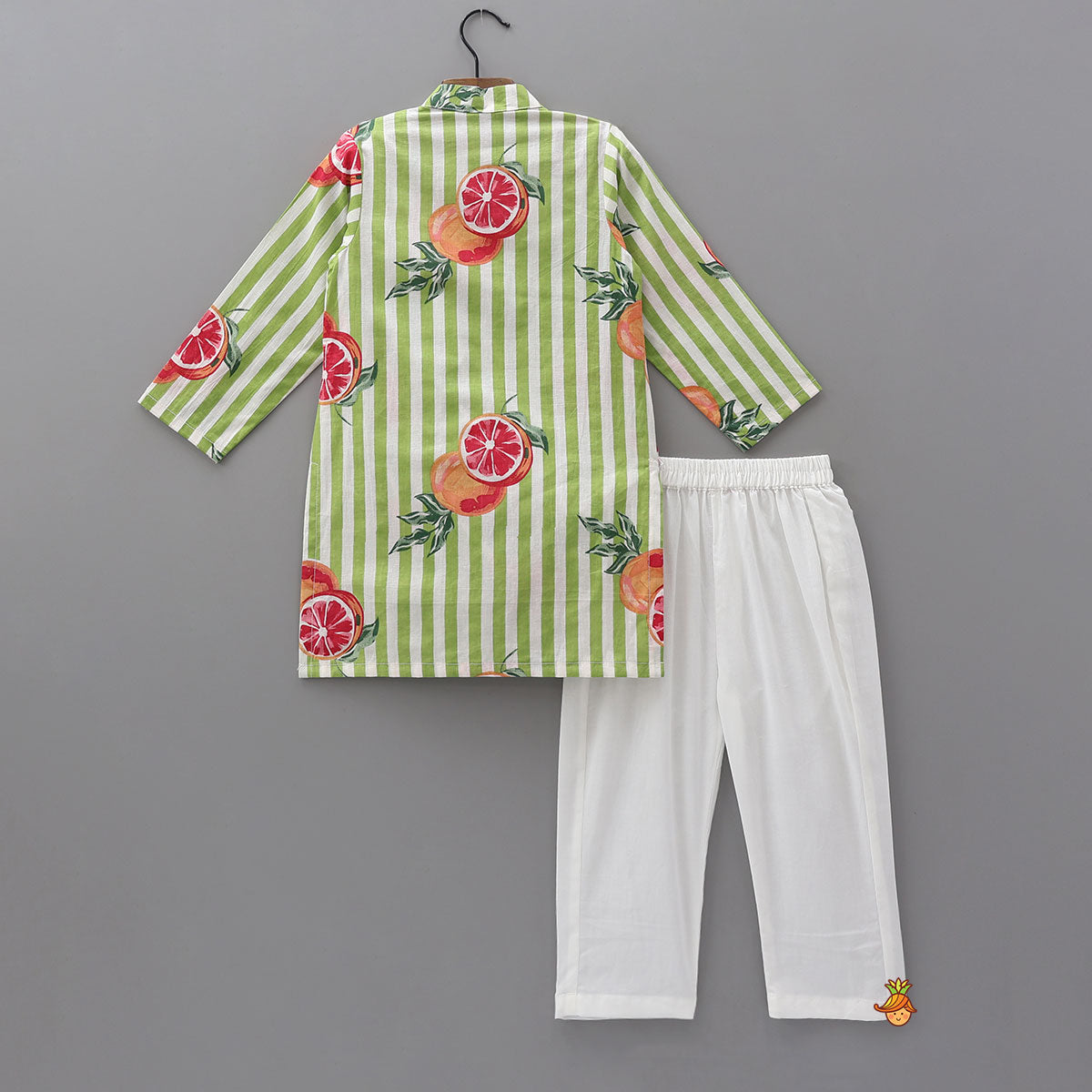 Pre Order: Striped Printed Cowl Style Kurta And Pyjama