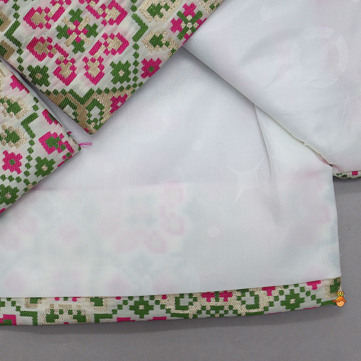 Pre Order: Kurta With Geometric Floral Brocade Jacket And Pyjama