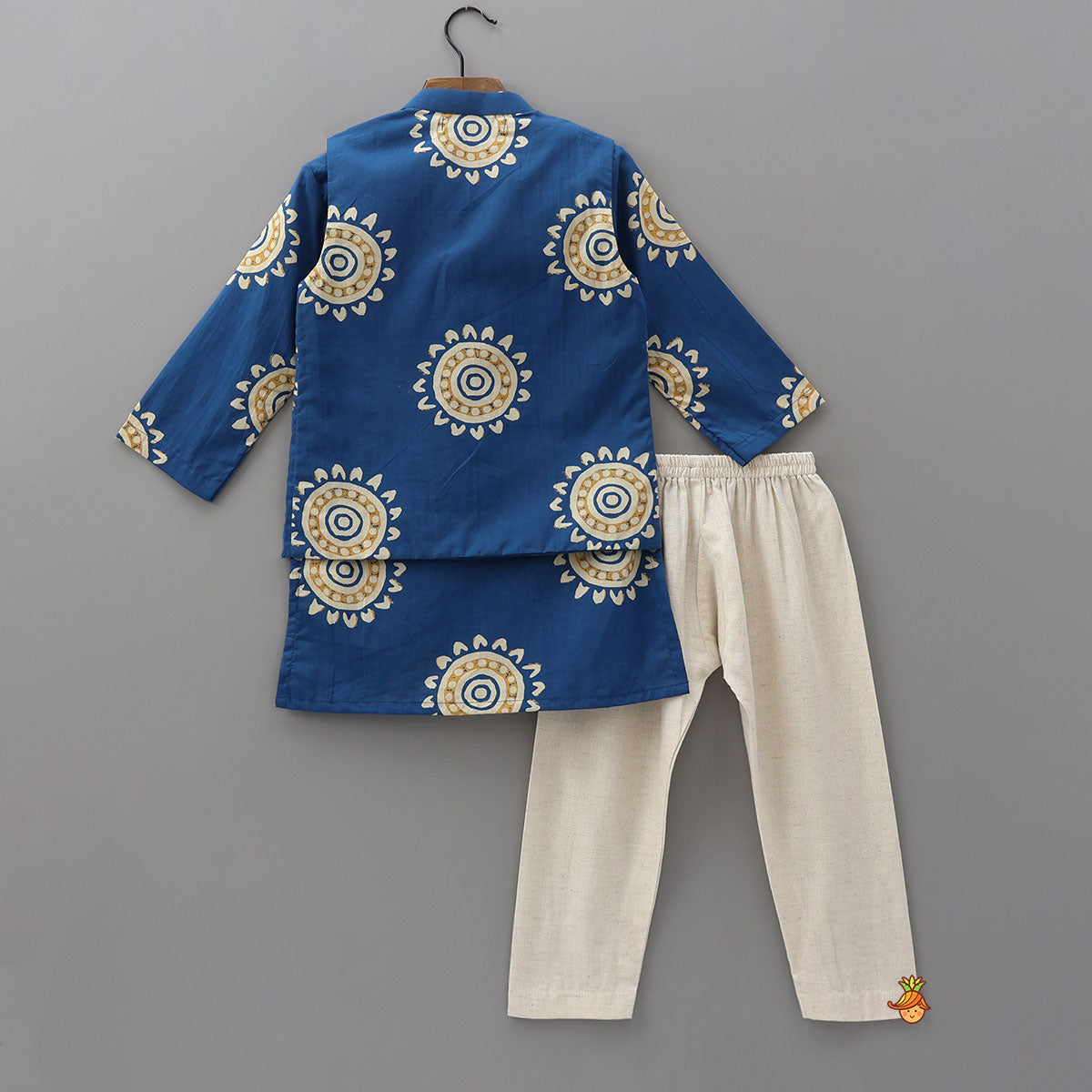 Pre Order: Soft Cotton Printed Ethnic Kurta With Open Jacket And Pyjama