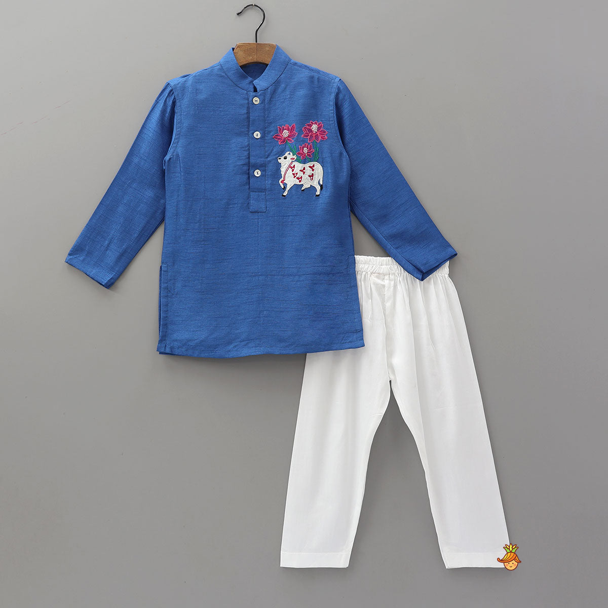 Pre Order: Applique Work Kurta And Pyjama
