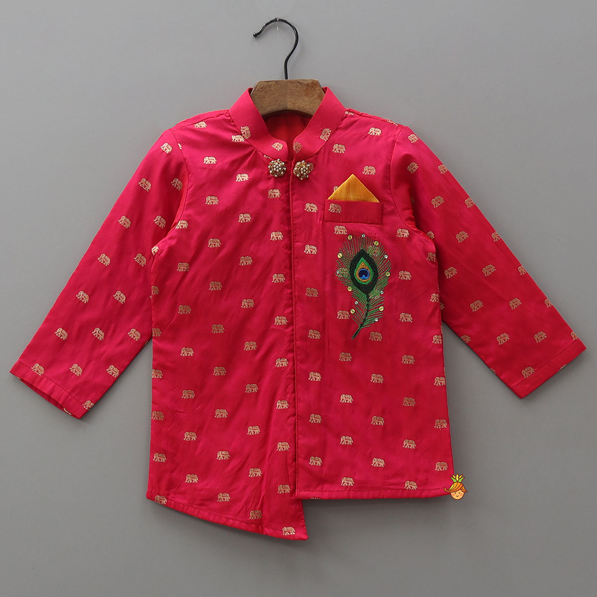 Brocade Kurta And Contrasting Dhoti With Mukut