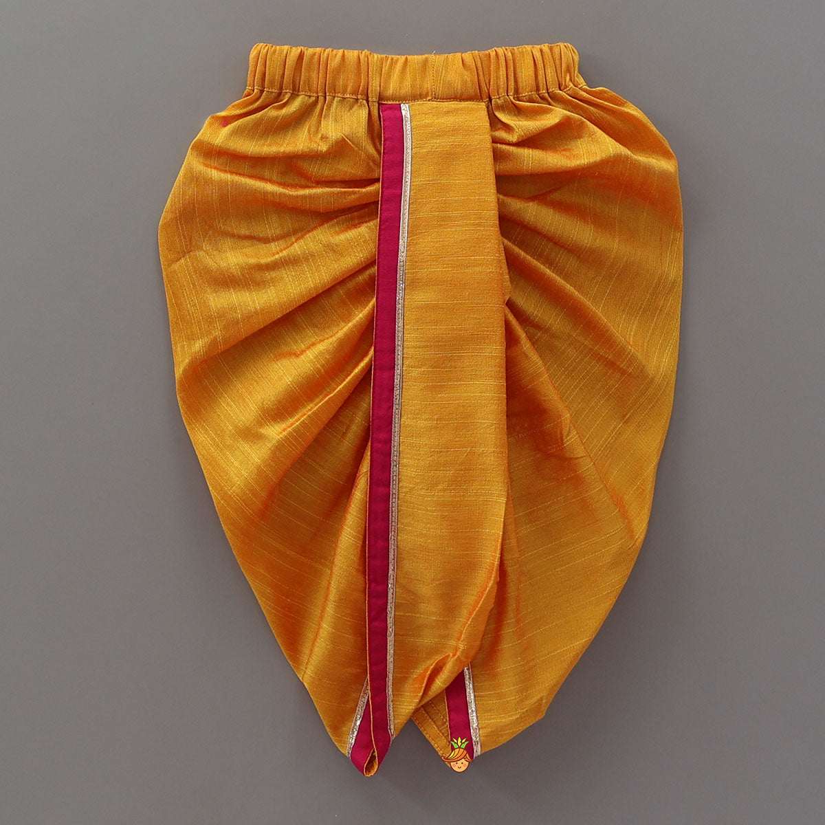 Brocade Kurta And Contrasting Dhoti With Mukut