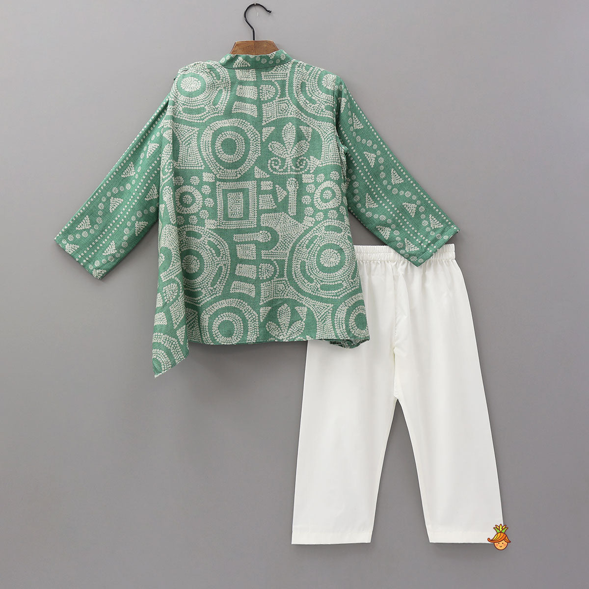 Pre Order: Bandhani Inspired Printed Layered Kurta With Pyjama