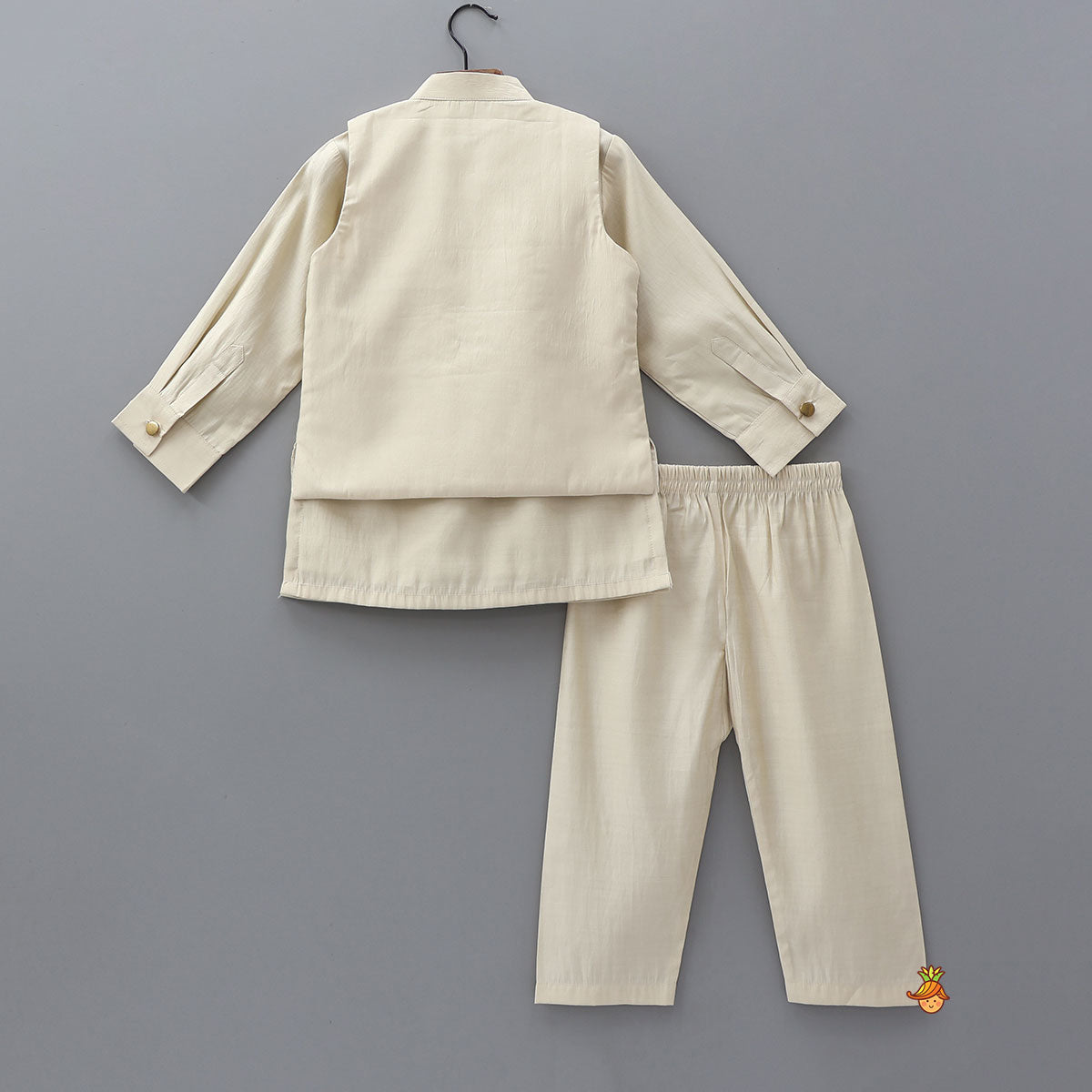 Pre Order: Ethnic Kurta With Contrasting Pocket Square Jacket And Pyjama