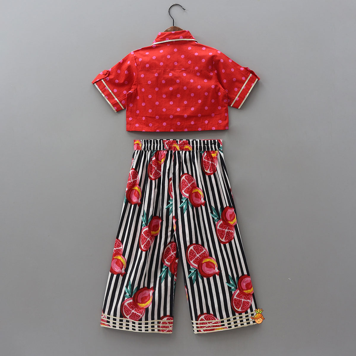 Pre Order: Elegant Shirt Style Top And Pant With Attached Dupatta And Hair Band