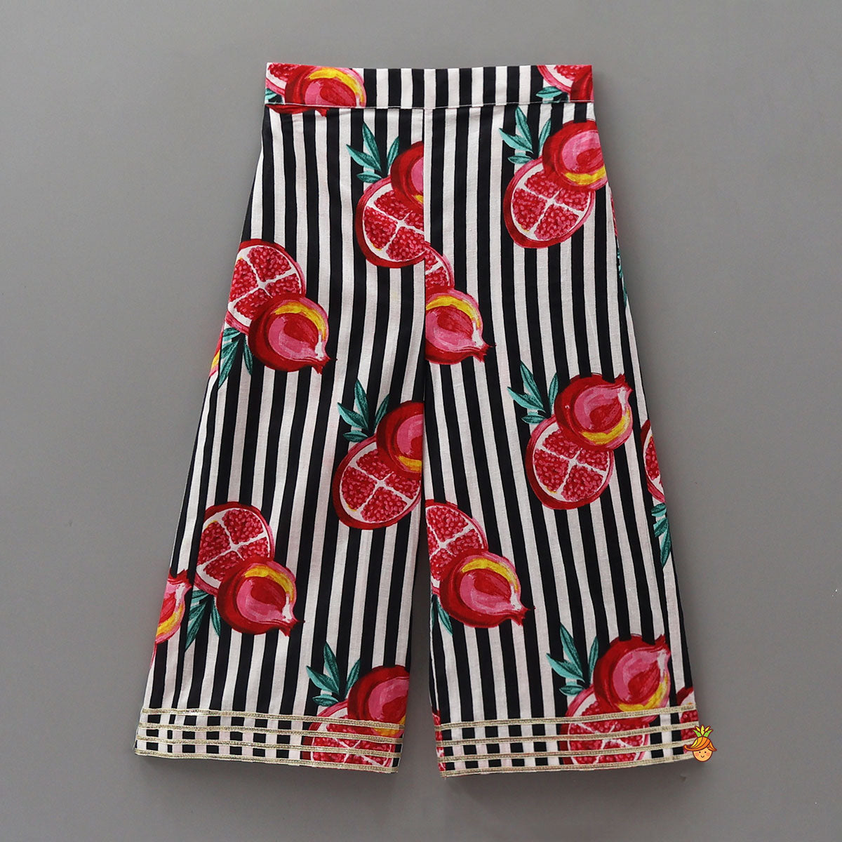 Pre Order: Elegant Shirt Style Top And Pant With Attached Dupatta And Hair Band