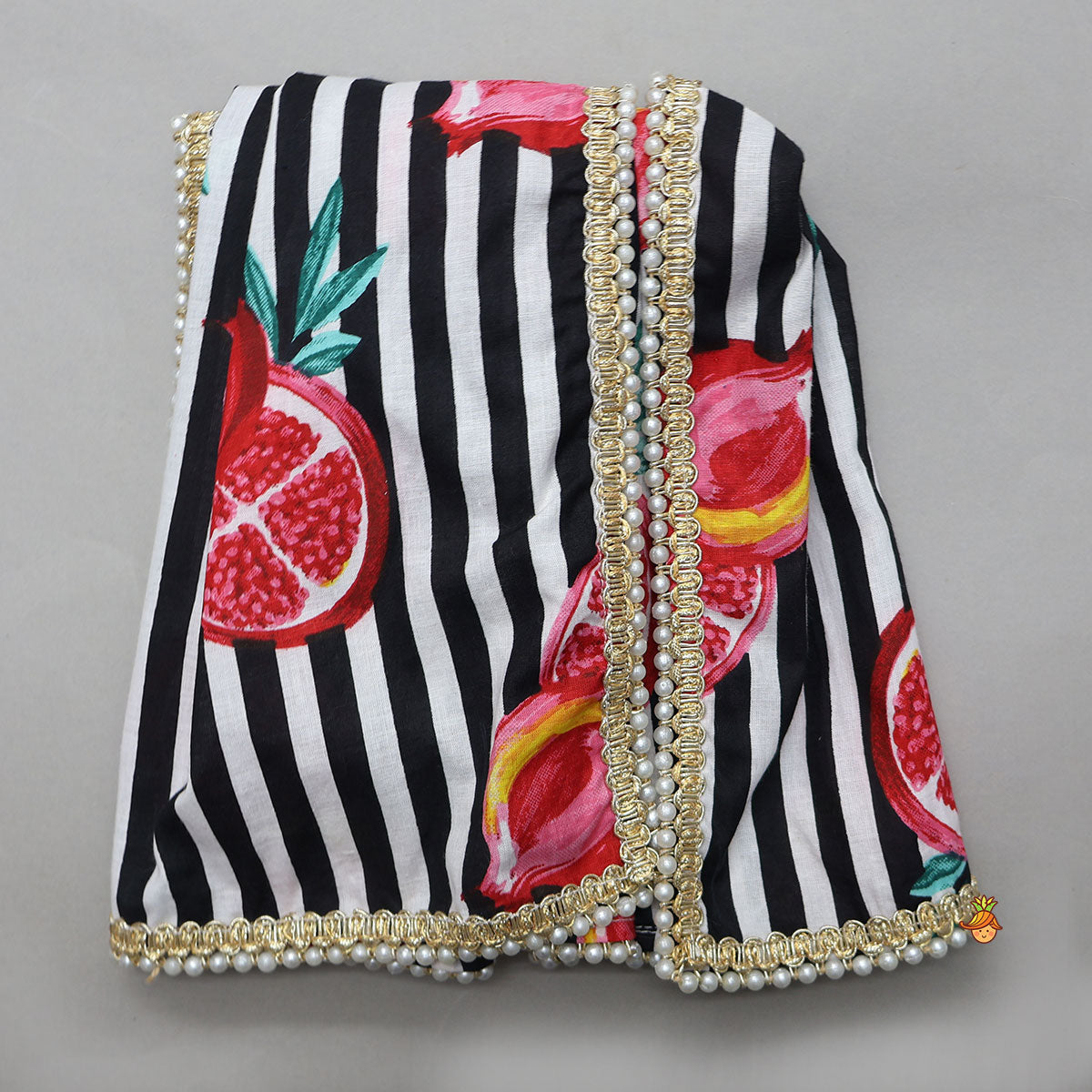 Pre Order: Elegant Shirt Style Top And Pant With Attached Dupatta And Hair Band