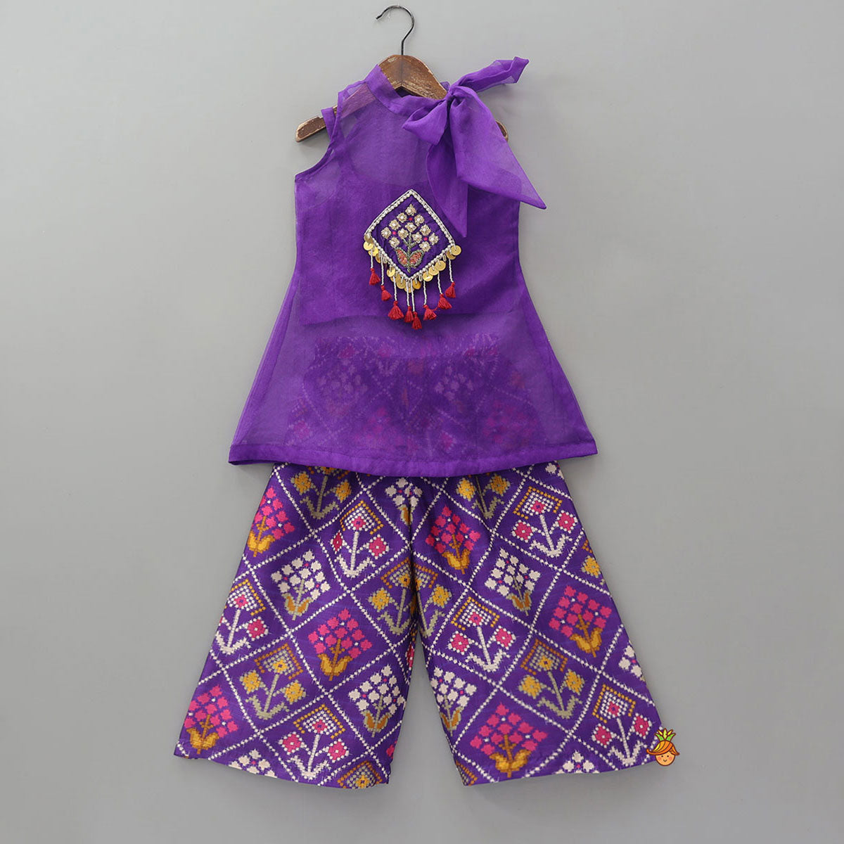 Pre Order: Strappy Top With Tie-Knot Kurti And Palazzo