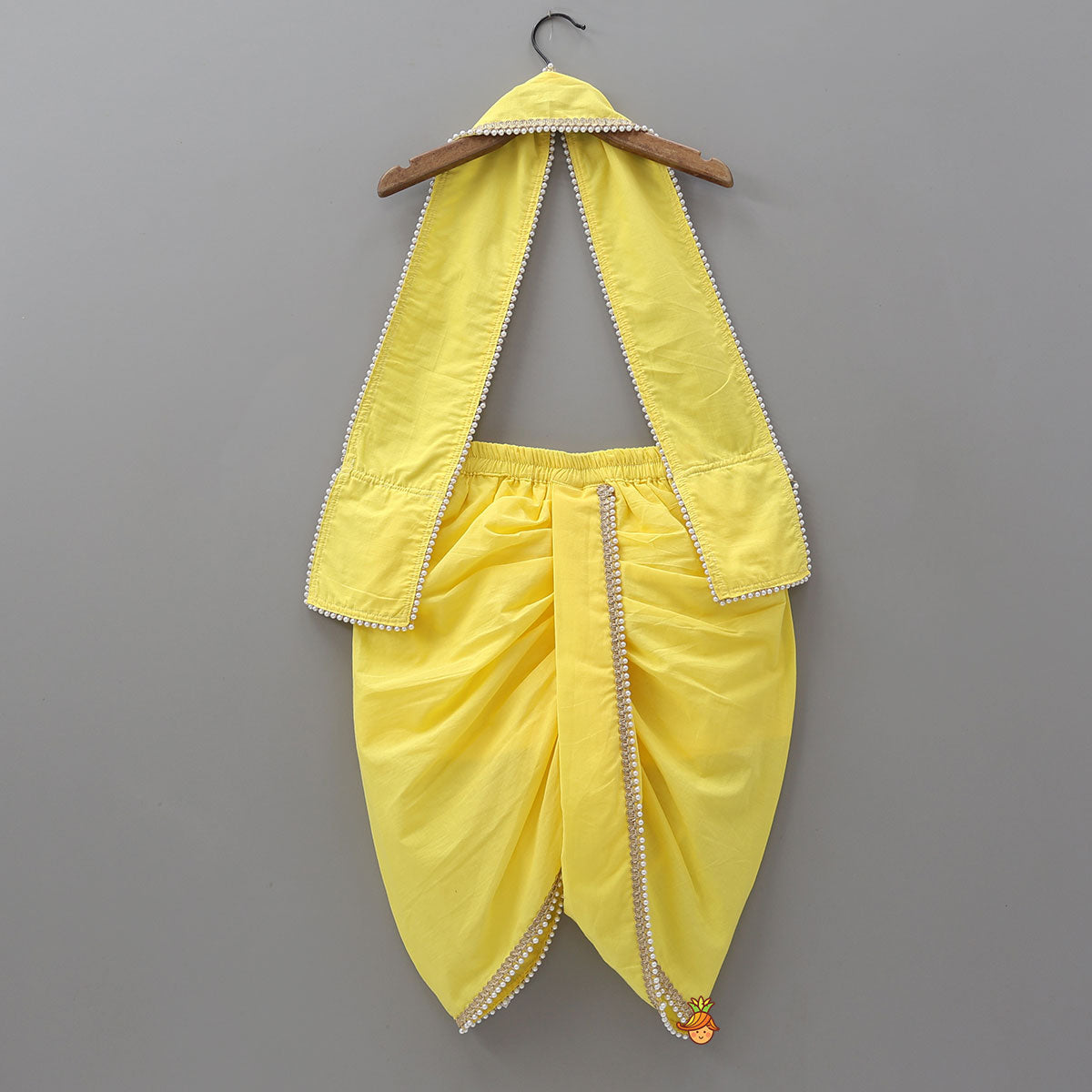 Pre Order: Traditional Dhoti Set With Matching Stole And Waist Belt With Headband