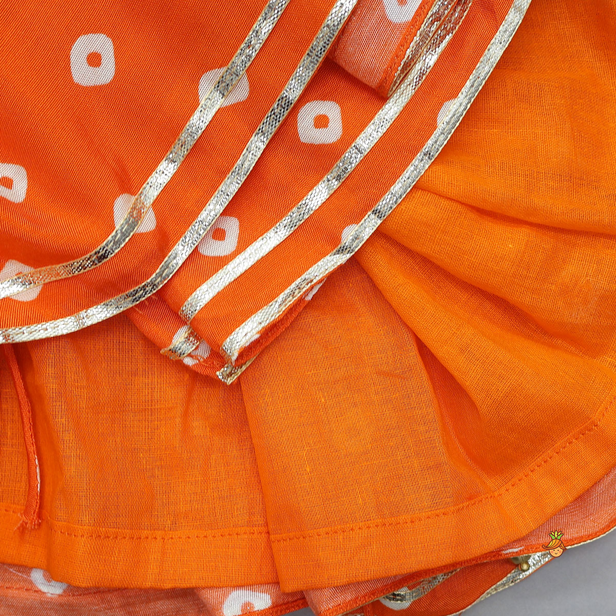 Pre Order: Bandhani Printed Angarkha And Dhoti With Mukut