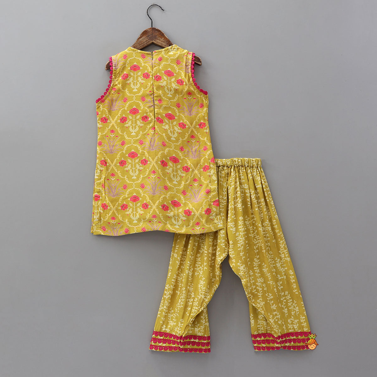 Fabric Flowers Embellished Kurti And Farshi Salwar With Dupatta